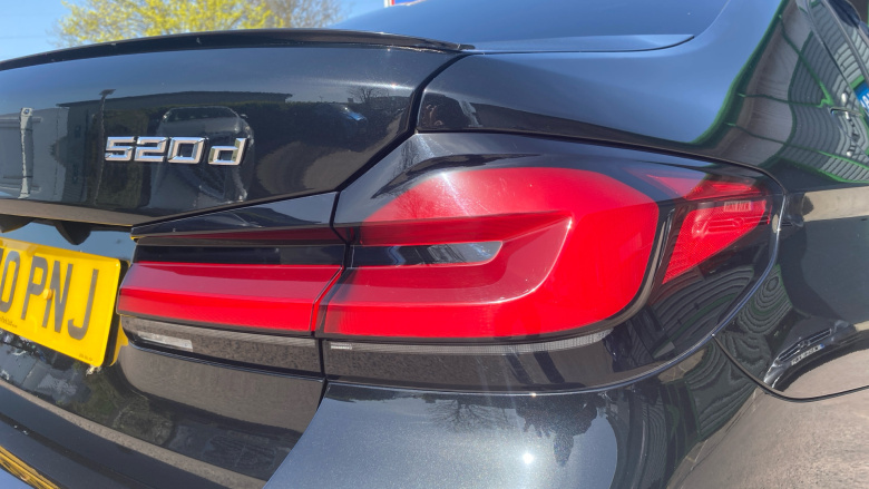 BMW 5 Series 520d xDrive MHT M Sport 4dr Step Auto Diesel Saloon